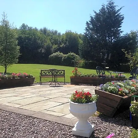 Glencurrah House Bed & Breakfast 3*